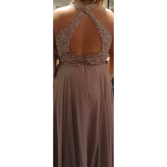 Light pink/mauve prom/wedding dress - Picture 2 of 3